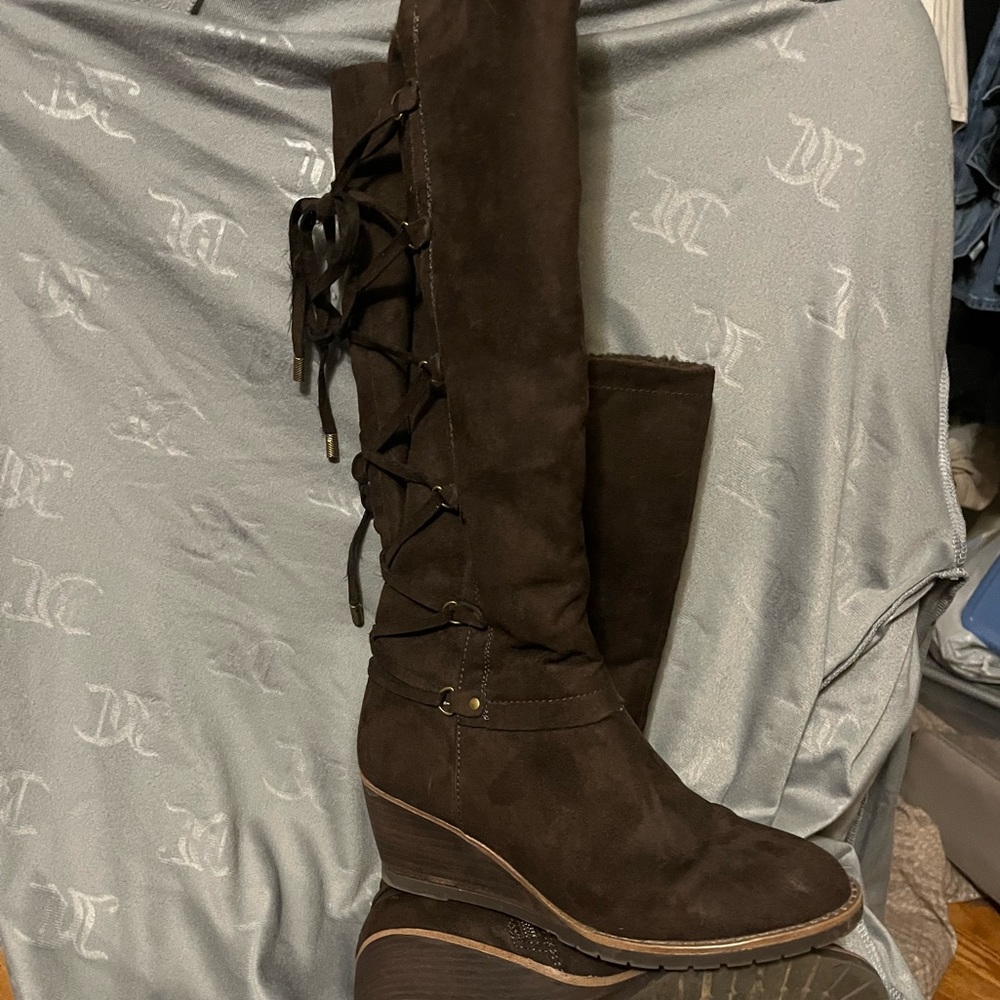 Collette Wc lace and zip up ( for large or small calfs ) 18” with 3” heel